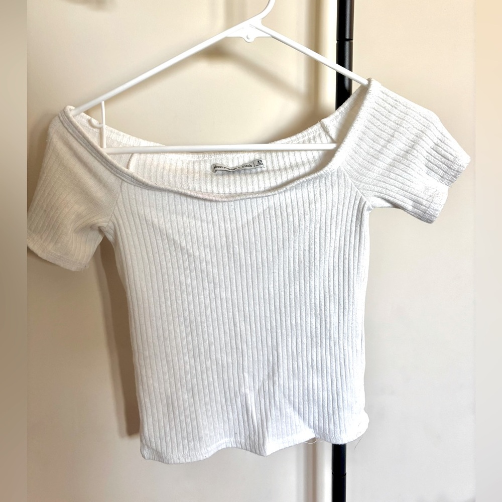 Cropped off the shoulder short sleeve
